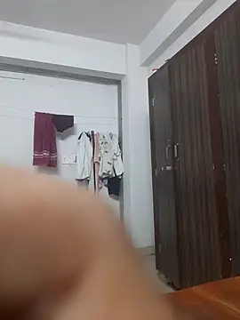 shubhamkumaraoo live cam on StripChat