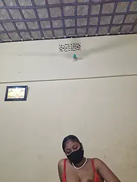 Rupaa11 live cam on StripChat