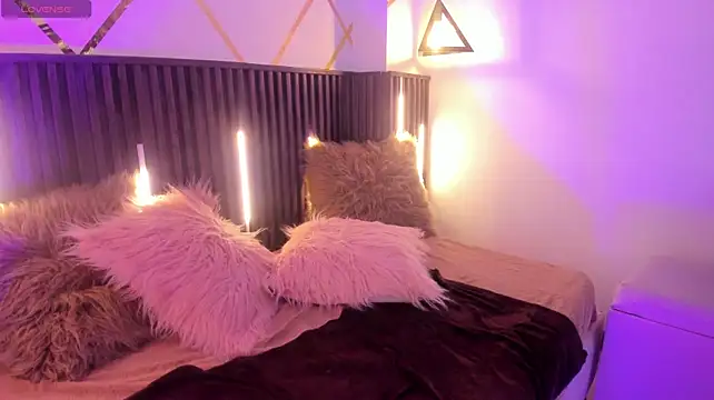 Kata_Millerr live cam on StripChat