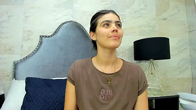 isabel_09 live cam on StripChat