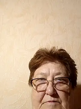 Katherine735 live cam on StripChat