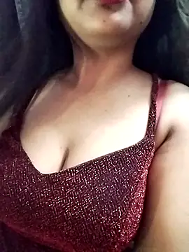 Shreya9083 live cam on StripChat