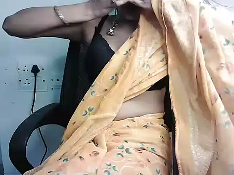 suhani_04 live cam on StripChat