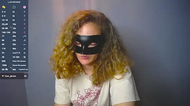BubbbleGumm live cam on StripChat