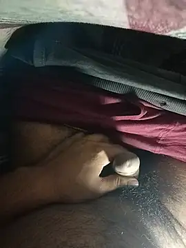 harshit_g live cam on StripChat