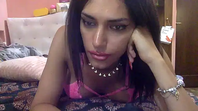 hotdoll02 live cam on StripChat