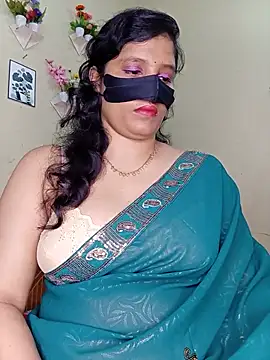 Rose-luckey live cam on StripChat