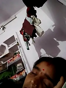 Rishika_hot live cam on StripChat