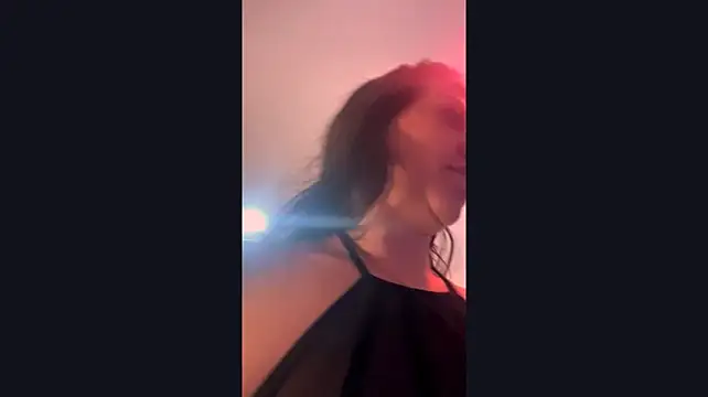 HeyAmaraa live cam on StripChat