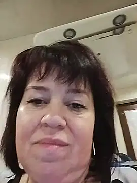 ViktoriaToytor55 live cam on StripChat