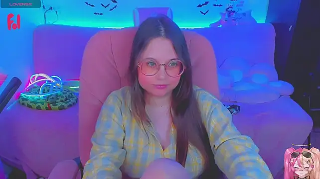 Lolisuccub webcam