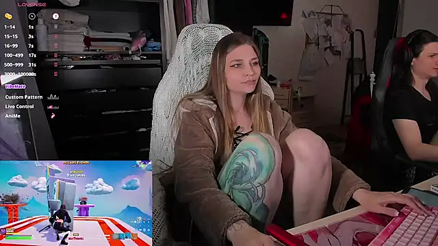 FuckinHotCouple1