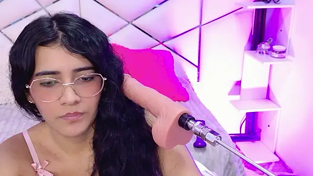 Scarlett__Moon live cam on StripChat