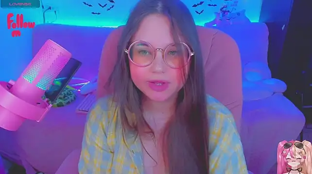 Lolisuccub webcam