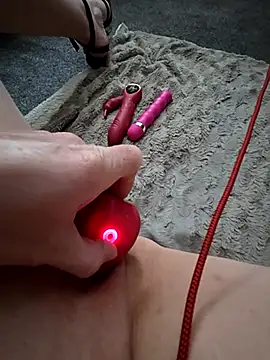 cumslut76 live cam on StripChat