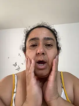 agathaxxx-69 live cam on StripChat