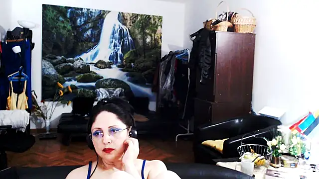 Imperatriza live cam on StripChat