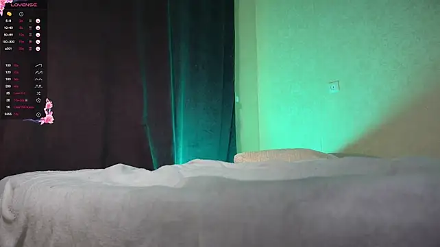 puredesire_ live cam on StripChat