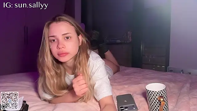 sunsally (F young) - tease with your butt up close