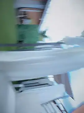 LiliSakuraXXX webcam