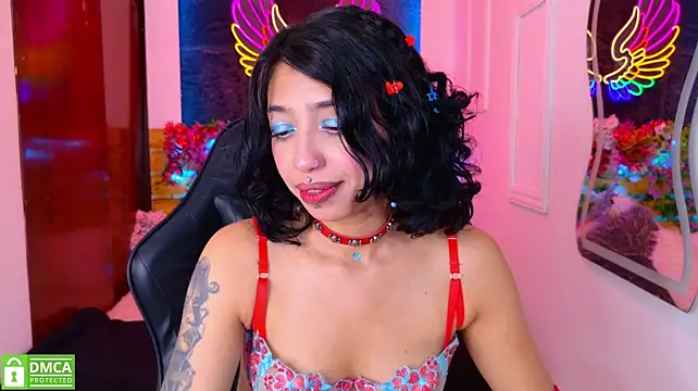 REDHOTTER_ live cam on StripChat