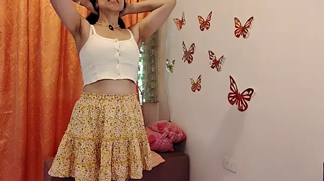 Bella_Exhibition live cam on StripChat