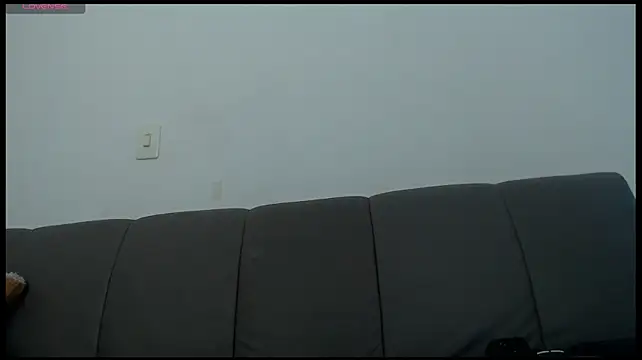 Ms-zozii live cam on StripChat