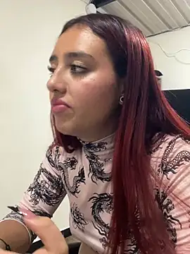 RubyLuxe_ live cam on StripChat