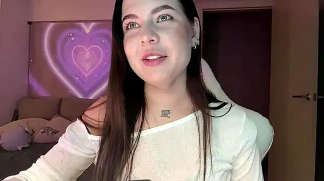 EdaAridas live cam on StripChat