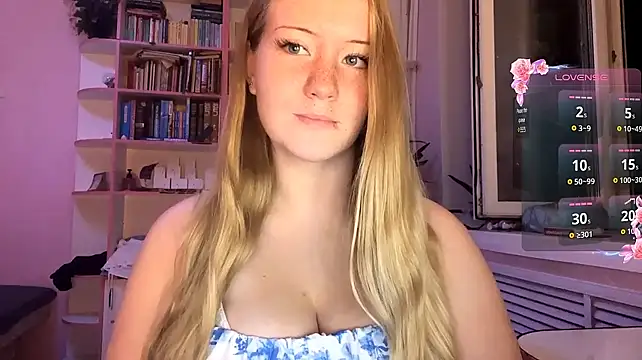 LisiKiss live cam on StripChat