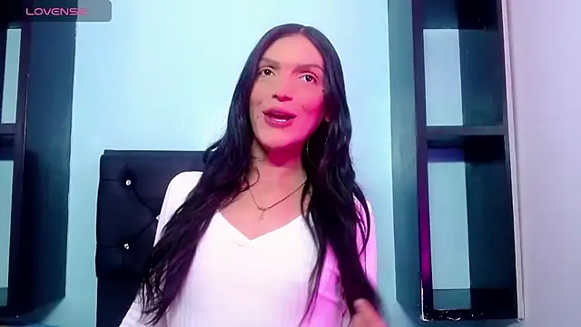 x_isabella_x live cam on StripChat