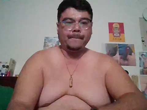 ilove90123 live cam on StripChat
