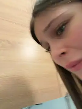 Pink_Kiss live cam