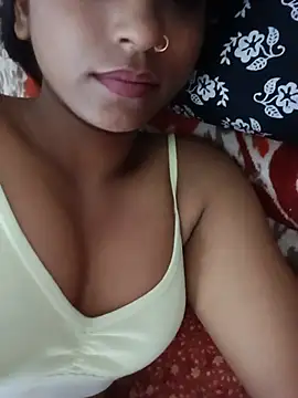 Rani-8788 live cam on StripChat