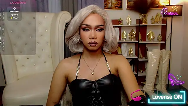 FuckingDollz live cam on StripChat