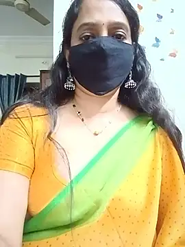 hasini199 live cam on StripChat