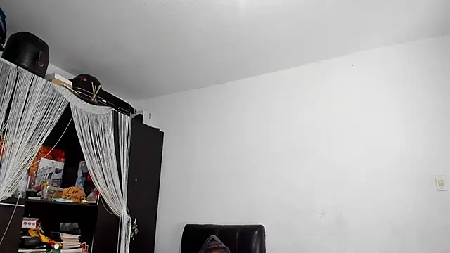 ares_sexxx live cam on StripChat