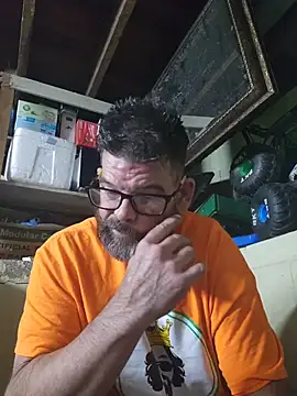ultimateBWC live cam on StripChat