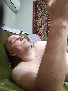 Pineapple04 live cam on StripChat