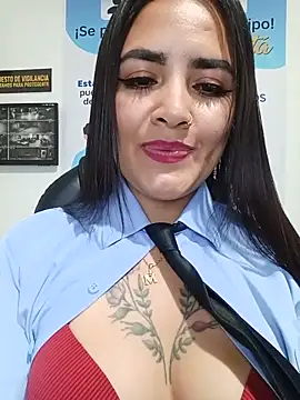 MAYE__13 live cam on StripChat