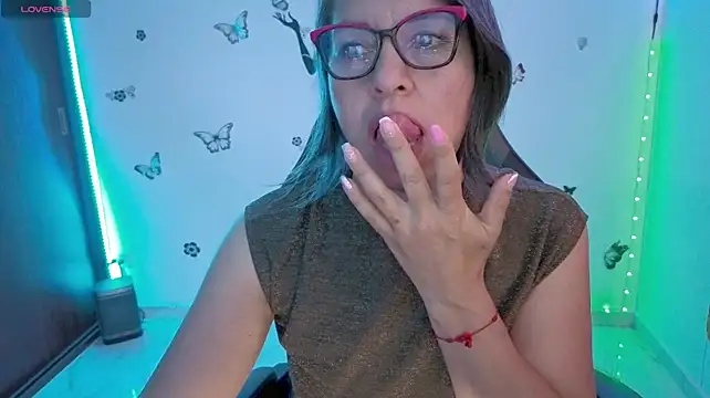 rebecca09_sexy webcam