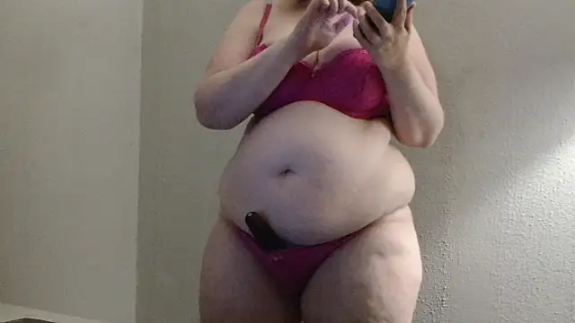 desiree1981 live cam on StripChat