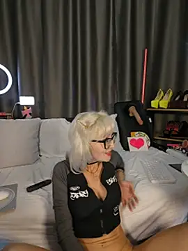 milforja (F milf) - Doggy