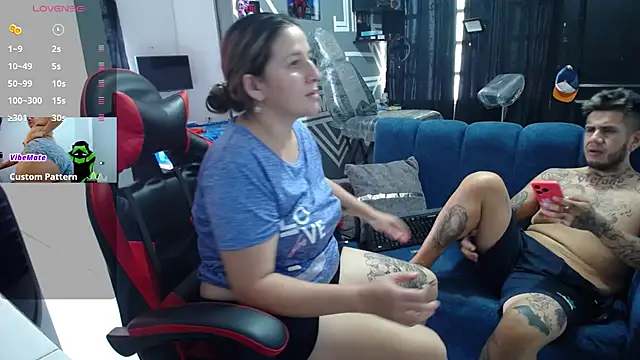 karen_steven_ live cam on StripChat