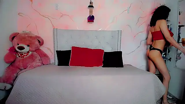 maria_camilacms live cam on StripChat