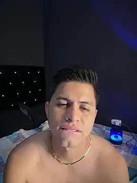 Niicky1_ live cam on StripChat
