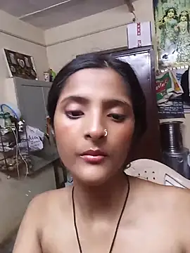 KittyBby14 live cam on StripChat