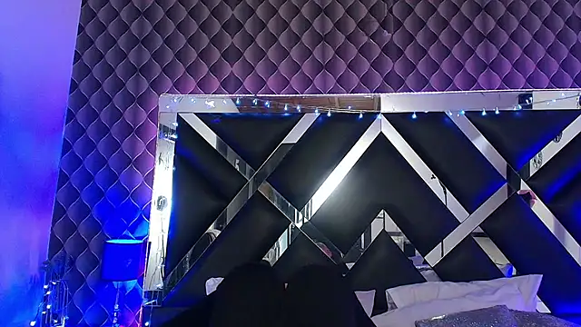 victoriaa_lee_ live cam on StripChat