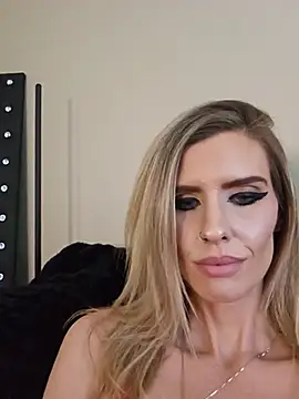 ellieconradxo