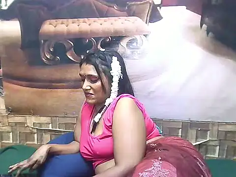 IndianSexyLady20 live cam on StripChat